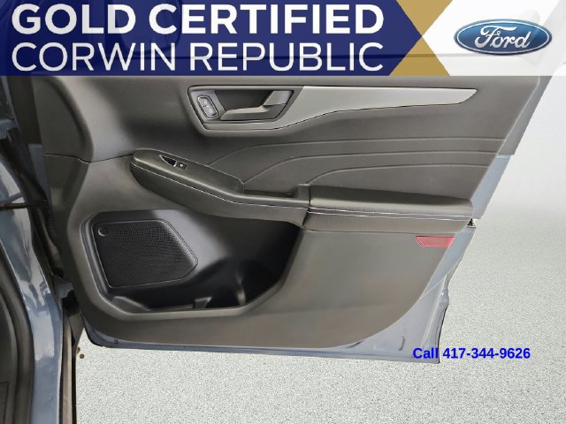 Certified 2023 Ford Escape Active AWD/4WD image 29