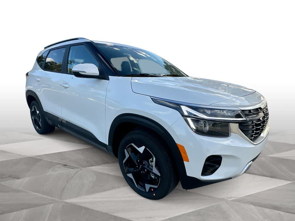 Certified 2026 Kia Seltos S AWD/4WD image 2
