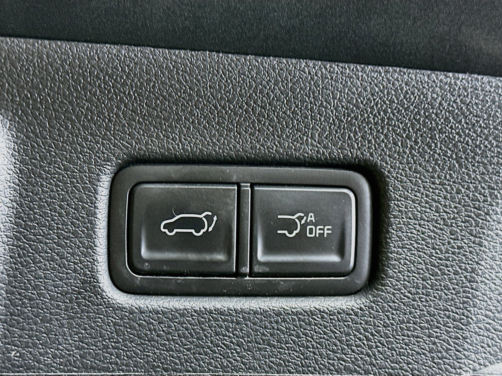 Used 2025 Kia Telluride S FWD image 32
