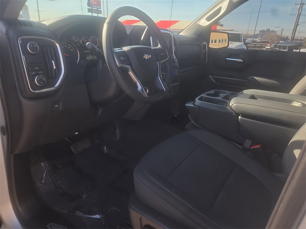 Used 2022 Chevrolet Silverado 1500 LT image 20