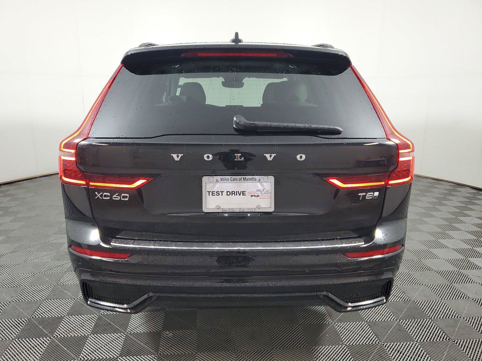 New 2026 Volvo XC60 T8 Ultra w/ Protection Package Premier AWD/4WD image 5