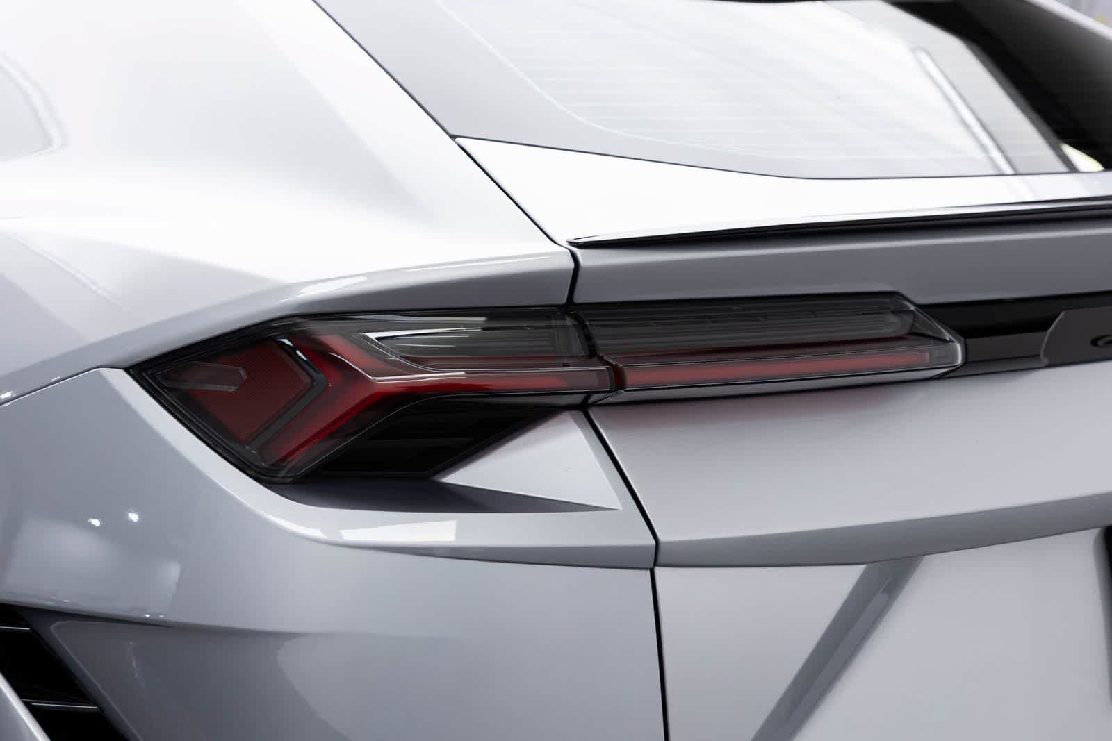Used 2024 Lamborghini Urus S AWD/4WD image 62