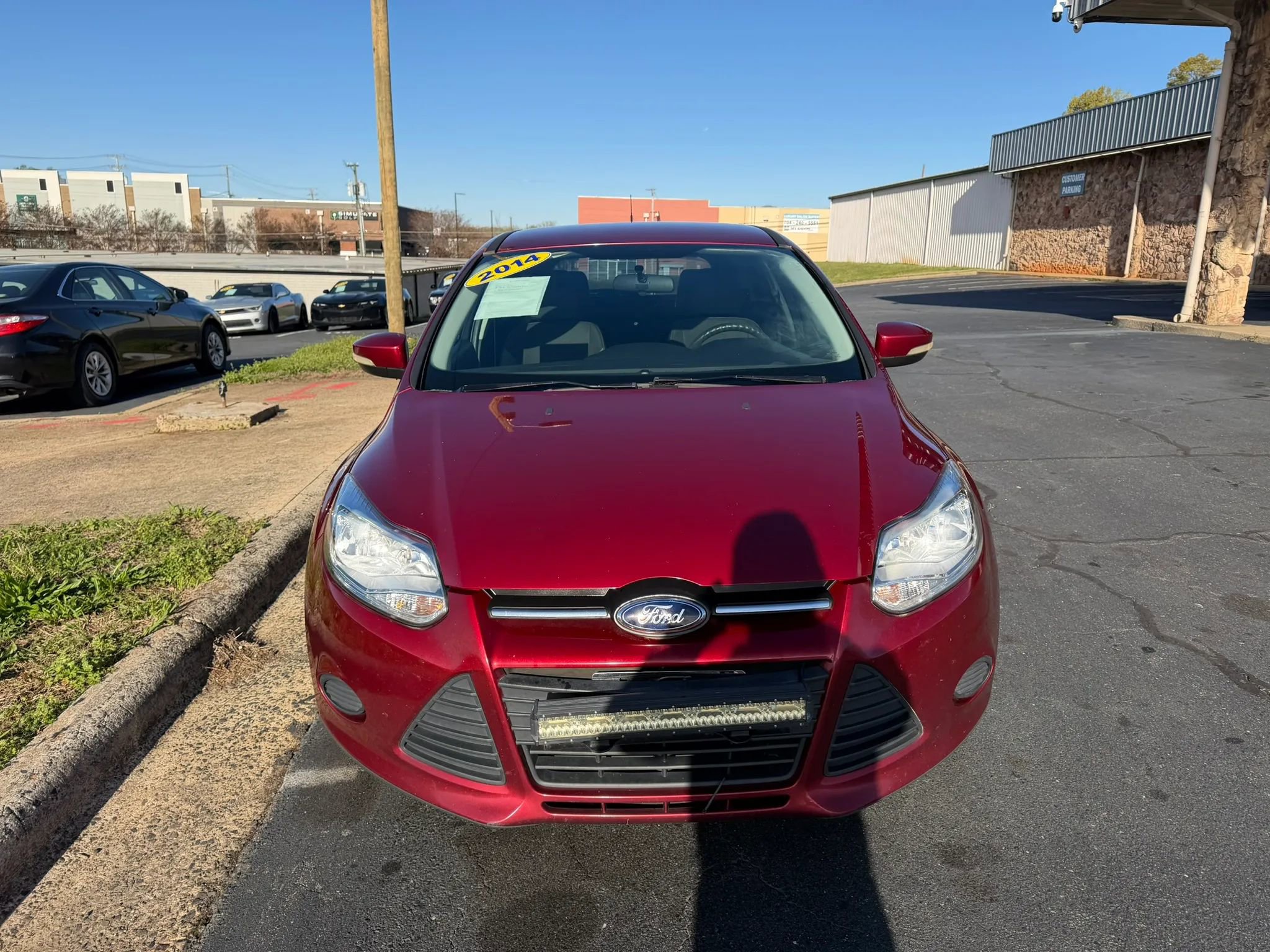 Used 2014 Ford Focus SE image 2