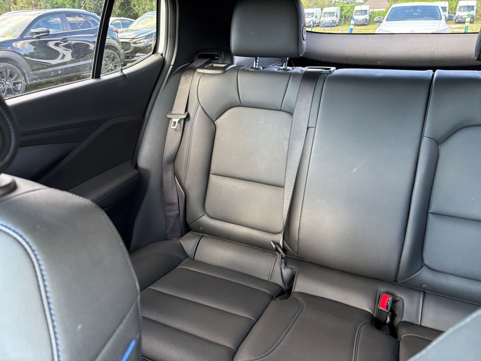 Used 2025 Buick Envista Sport Touring image 39