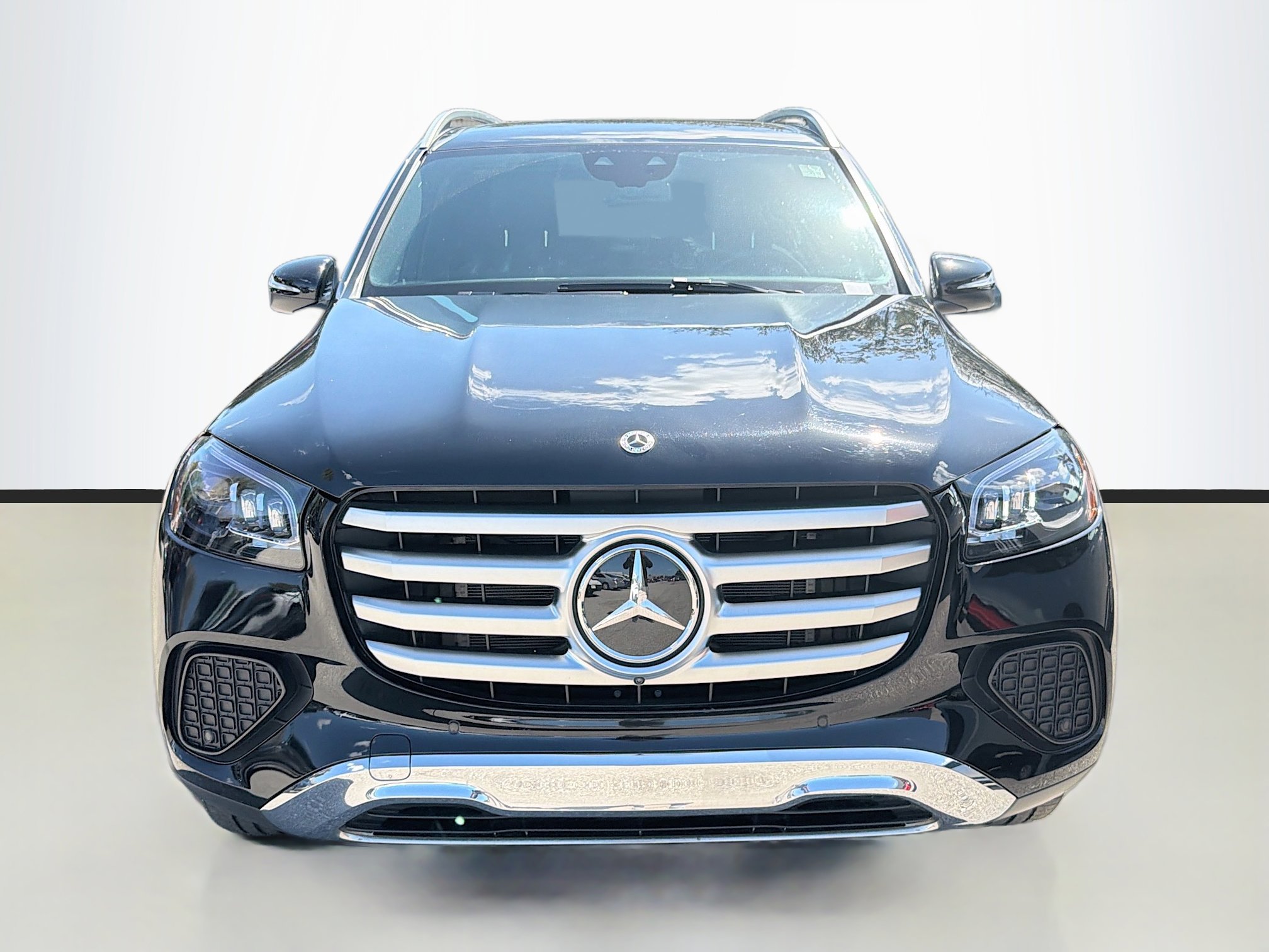 Used 2025 Mercedes-Benz GLS 450 4MATIC image 8