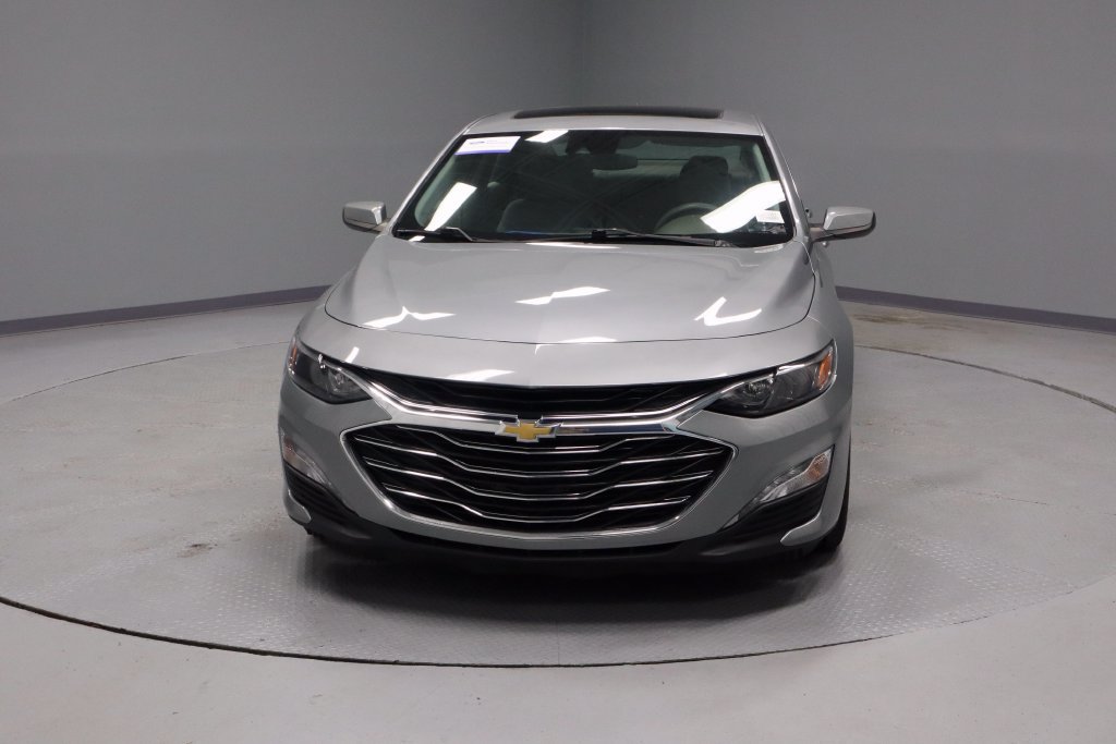 Used 2023 Chevrolet Malibu LT FWD image 5