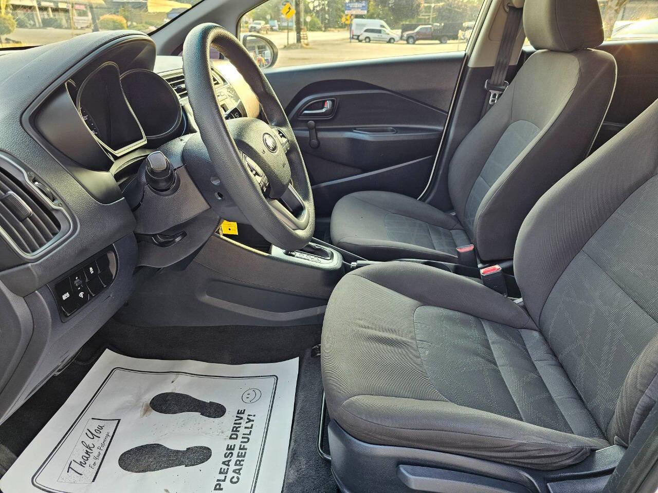 Used 2016 Kia Rio LX image 10