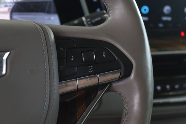 Certified 2023 Cadillac Escalade ESV Premium Luxury Platinum image 12