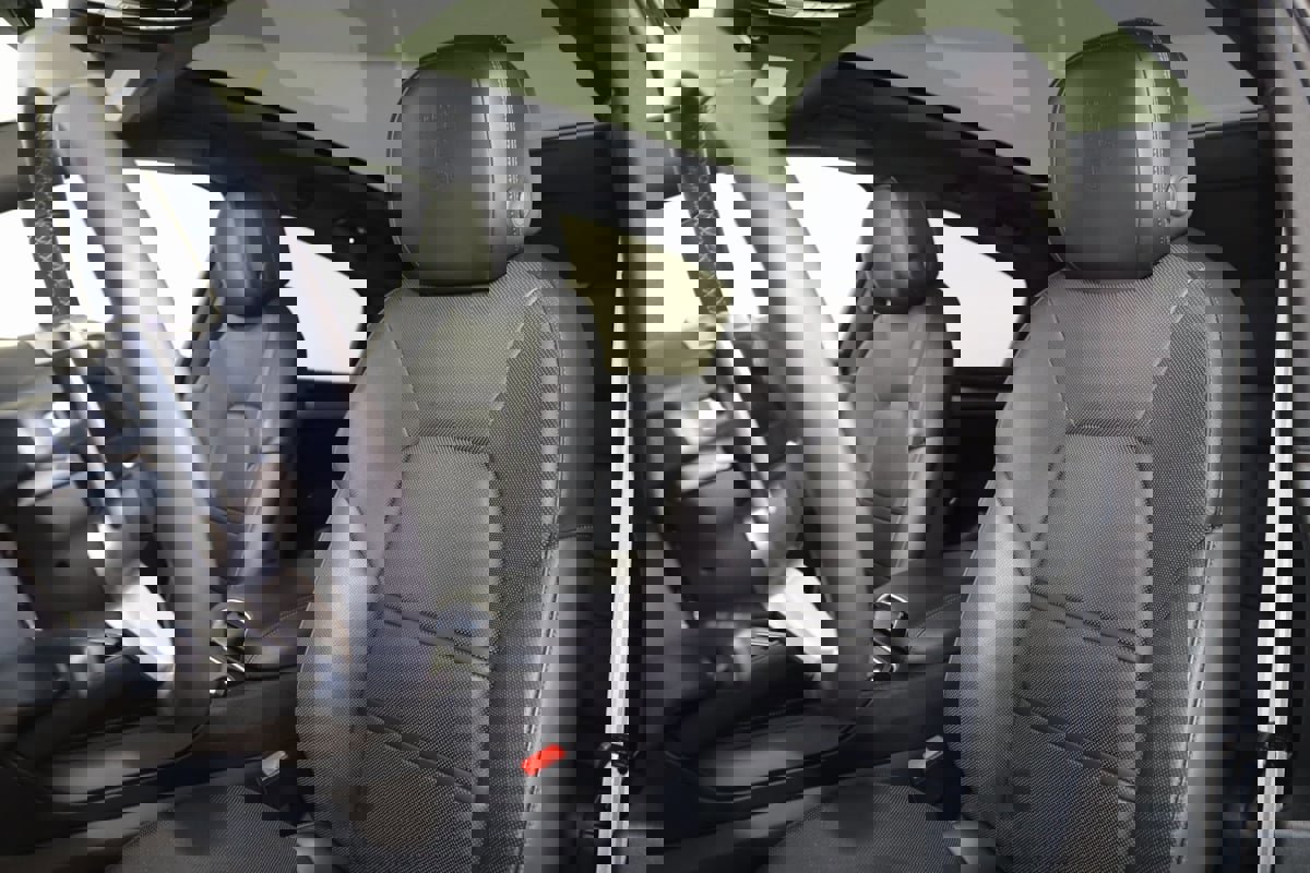 Used 2023 Porsche Cayenne image 45