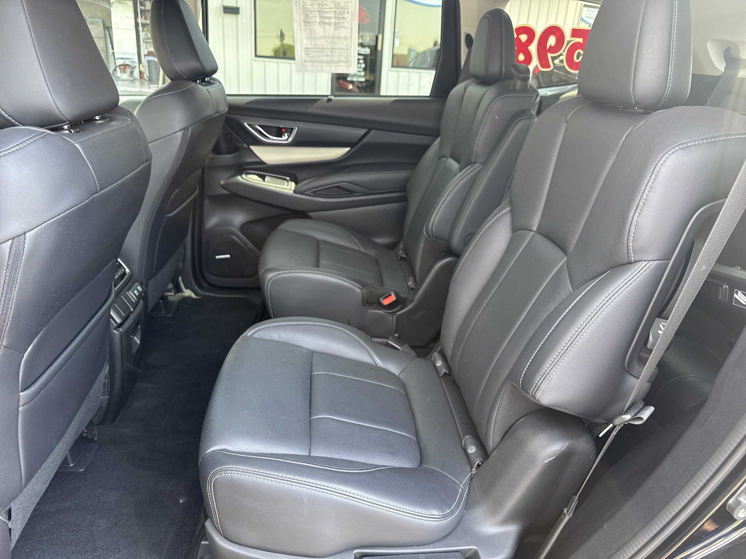 Used 2020 Subaru Ascent Limited w/ Technology Package AWD/4WD image 8