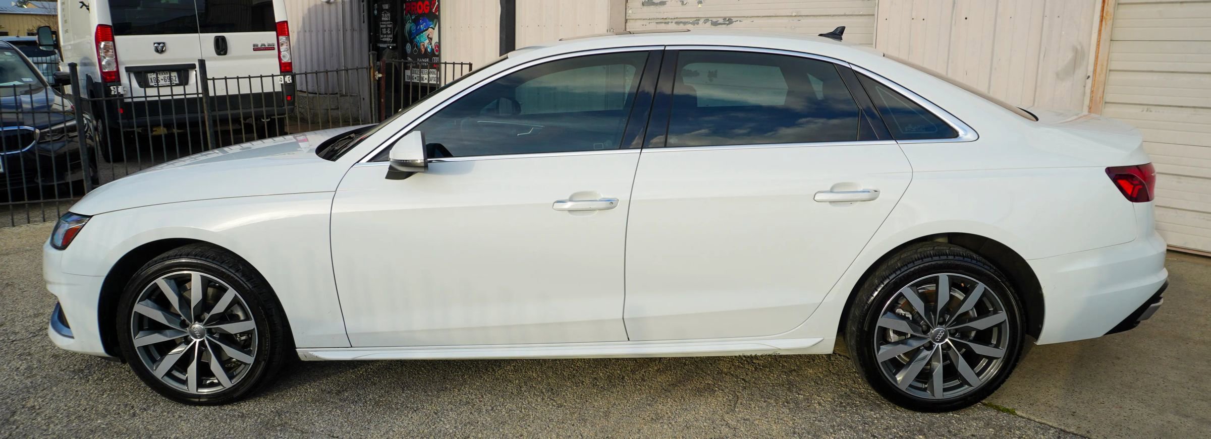 Used 2021 Audi A4 2.0T Premium w/ Convenience Package image 3