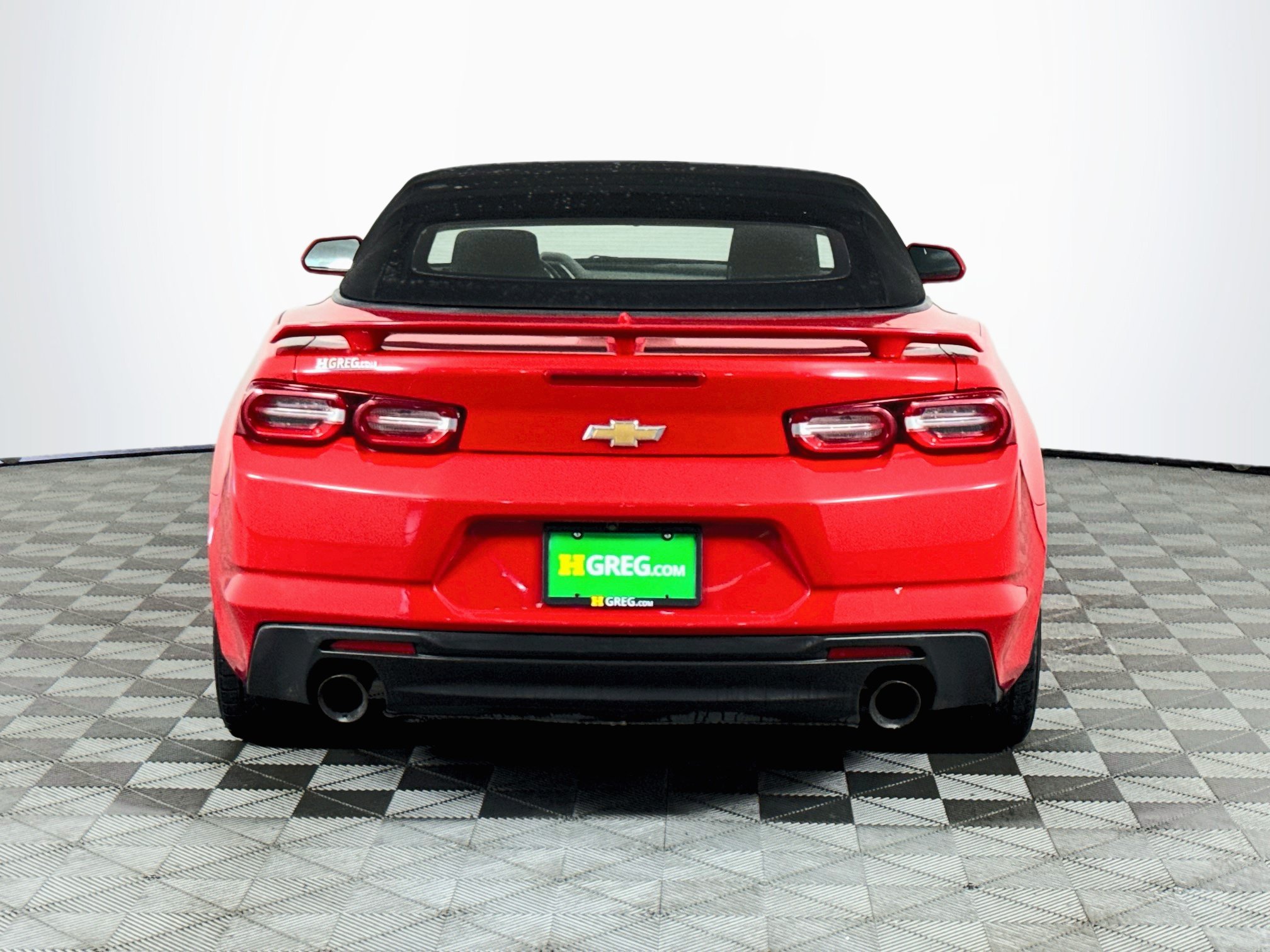 Used 2020 Chevrolet Camaro LT RWD image 7