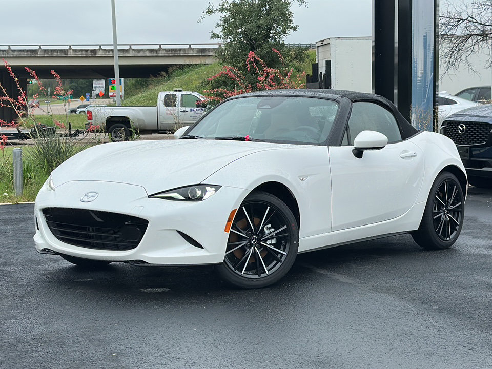 New 2026 MAZDA MX-5 Miata Grand Touring RWD image 1