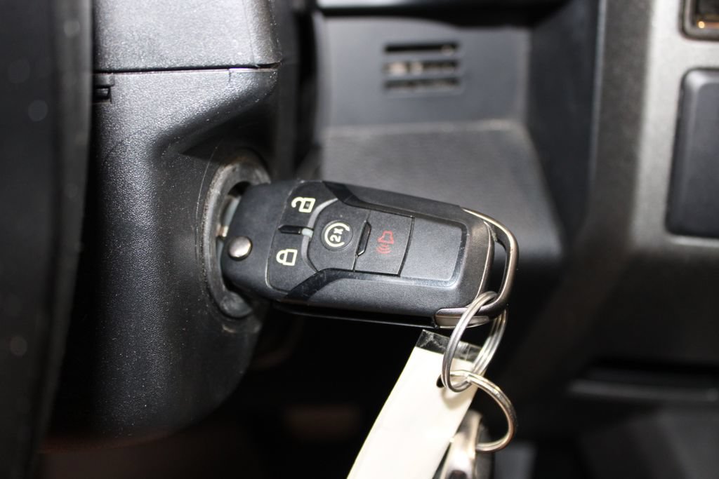 Used 2020 Ford F150 Raptor AWD/4WD image 25