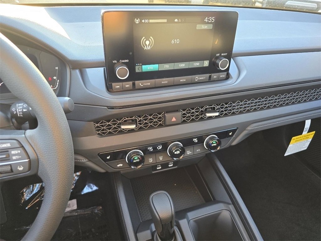 New 2025 Honda Accord SE image 27