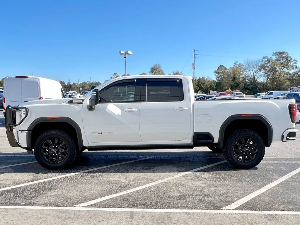 Used 2024 GMC Sierra 3500 AT4 w/ AT4 Premium Plus Package image 9