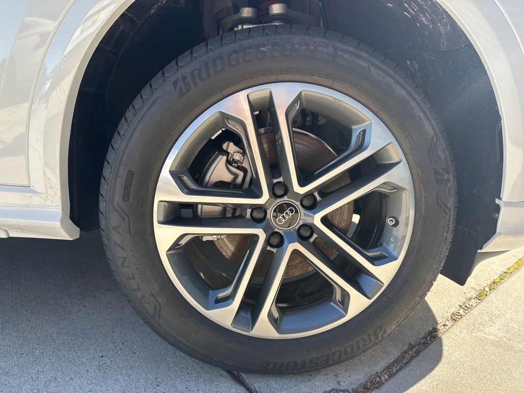 New 2025 Audi Q5 Premium image 17