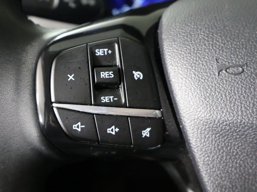 Used 2022 Ford Escape SEL w/ Technology Package image 36