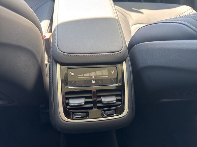 Certified 2025 Volvo XC90 B5 Plus image 17