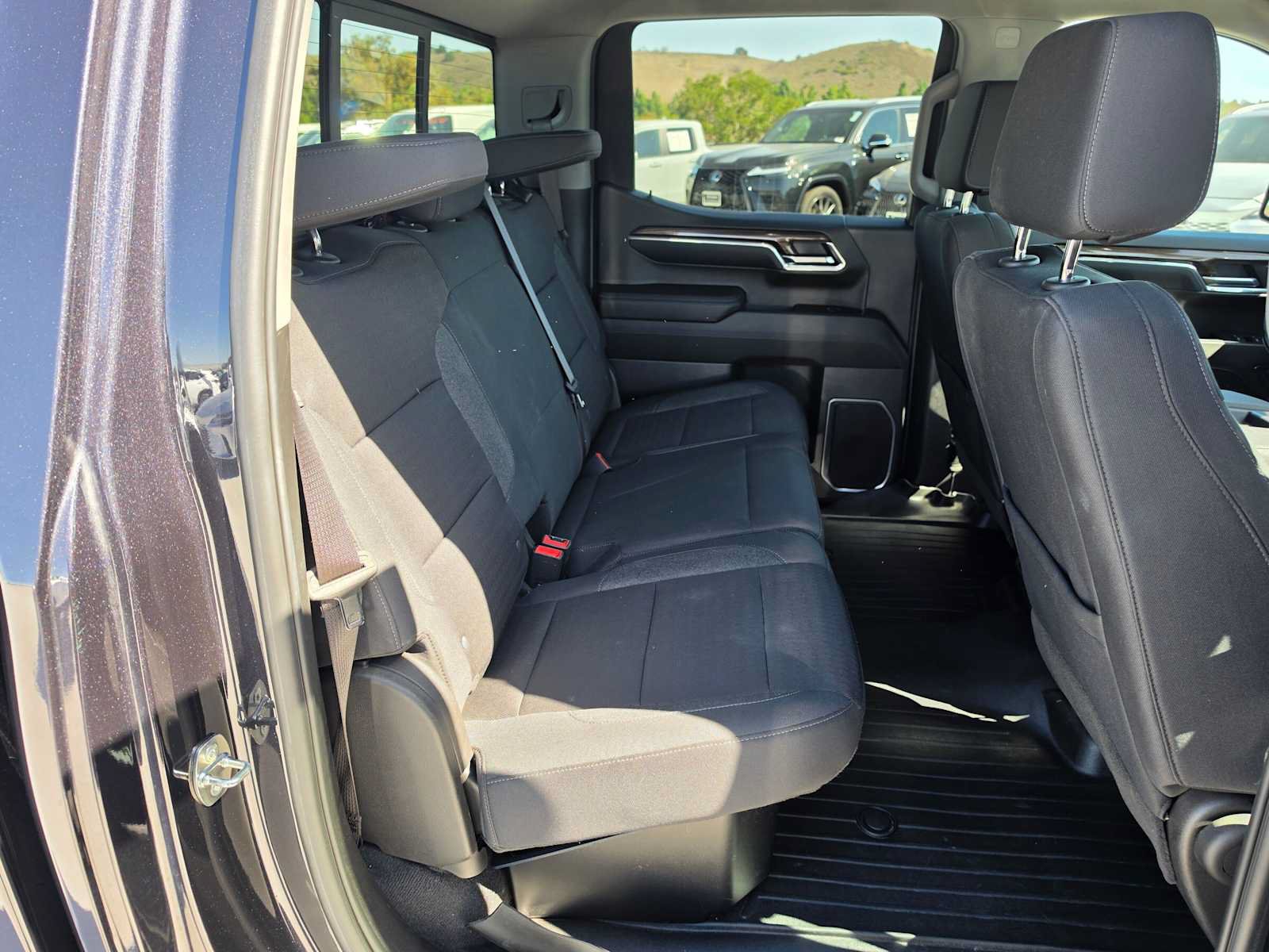 Used 2024 Chevrolet Silverado 1500 LT w/ Safety Package AWD/4WD image 12