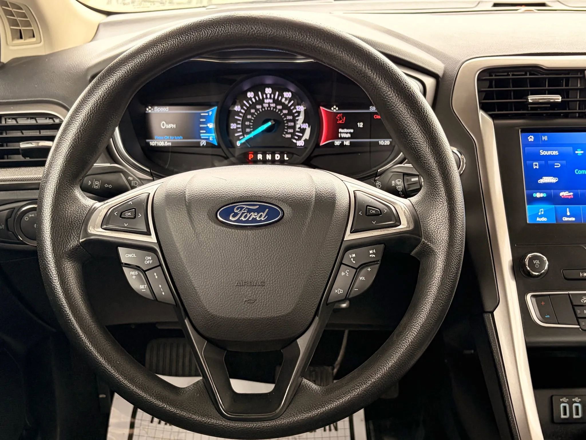 Used 2020 Ford Fusion SE image 71