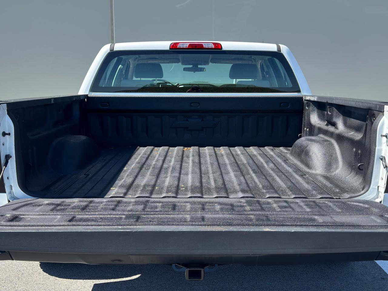 Used 2018 Chevrolet Silverado 1500 W/T w/ Trailering Package AWD/4WD image 5