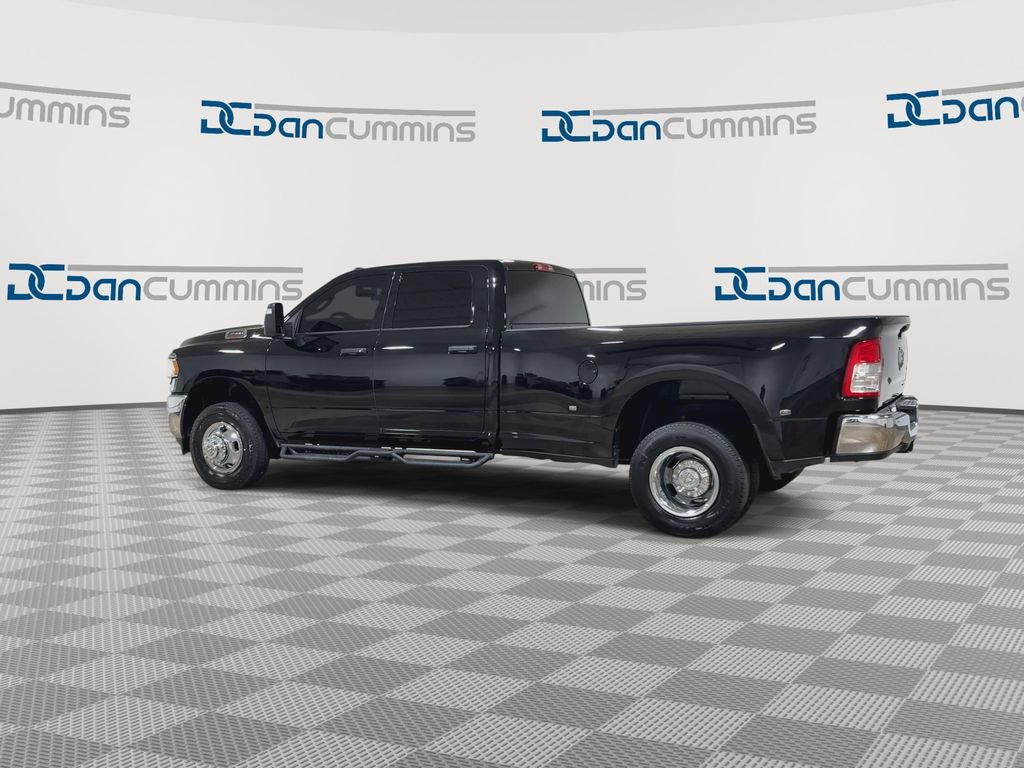 Used 2024 RAM 3500 Tradesman w/ Chrome Appearance Group AWD/4WD image 7