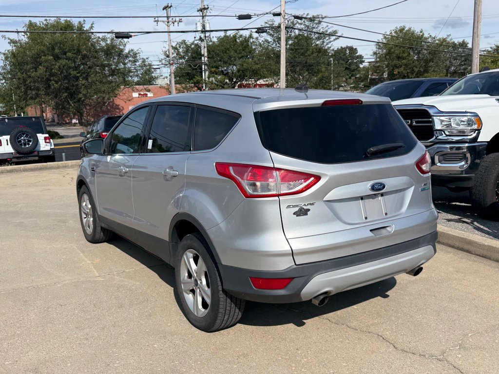 Used 2015 Ford Escape SE FWD image 8