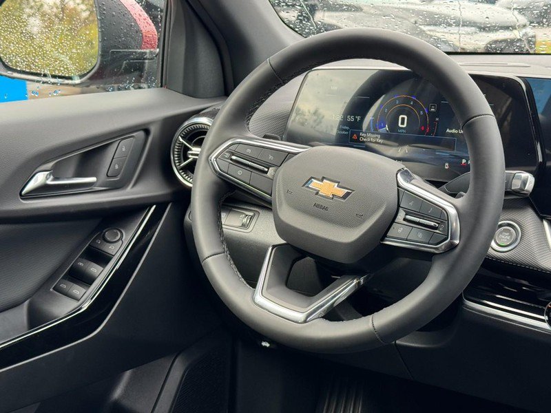 New 2027 Chevrolet Equinox LT FWD image 7
