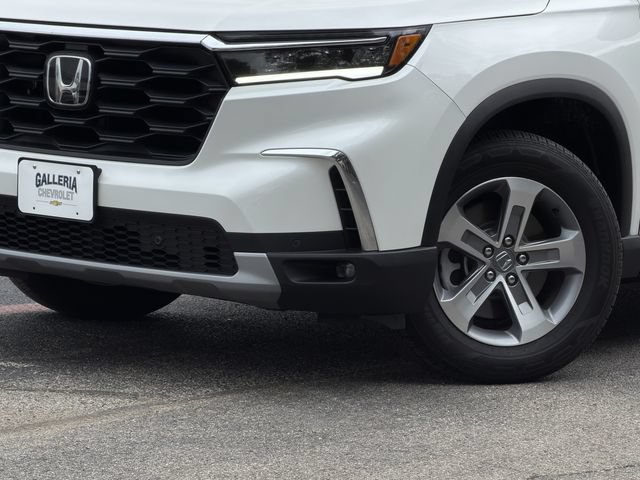 Used 2025 Honda Pilot EX-L image 7