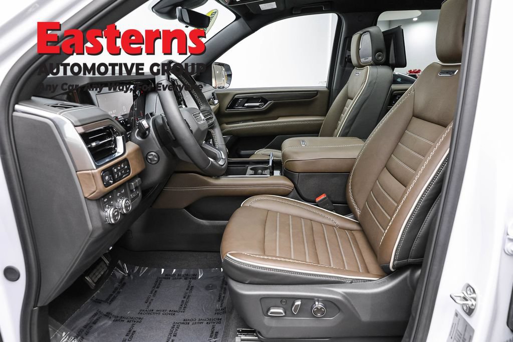 Used 2026 GMC Yukon XL Denali Ultimate AWD/4WD image 16