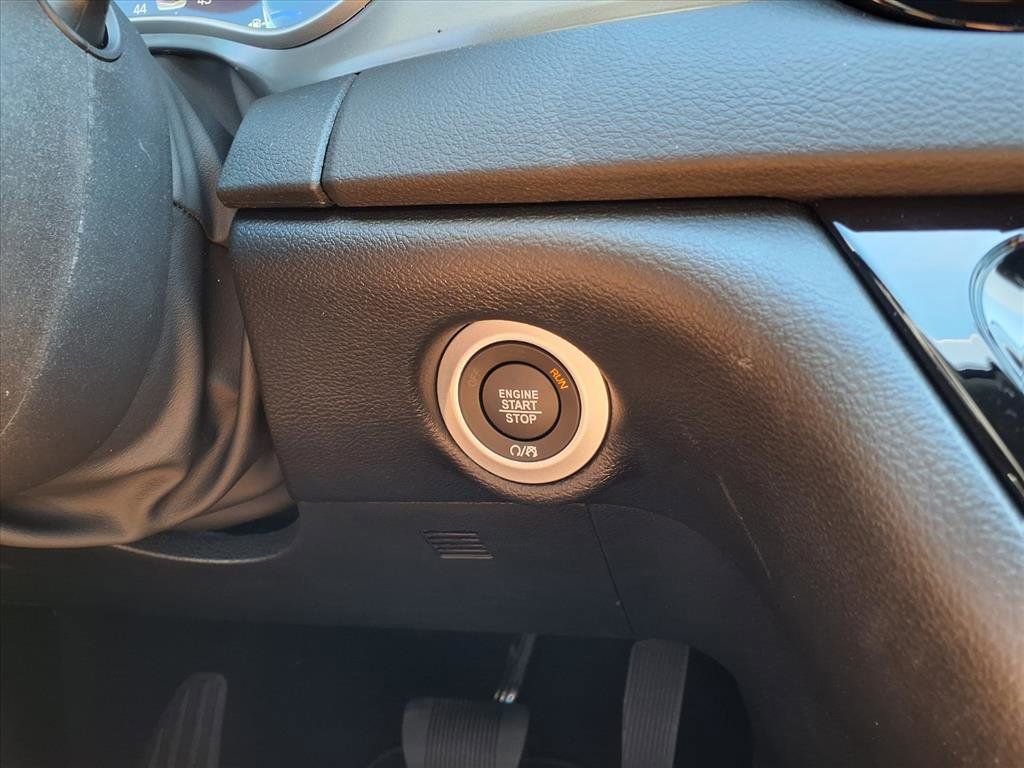 New 2026 Chrysler Voyager LX FWD image 12