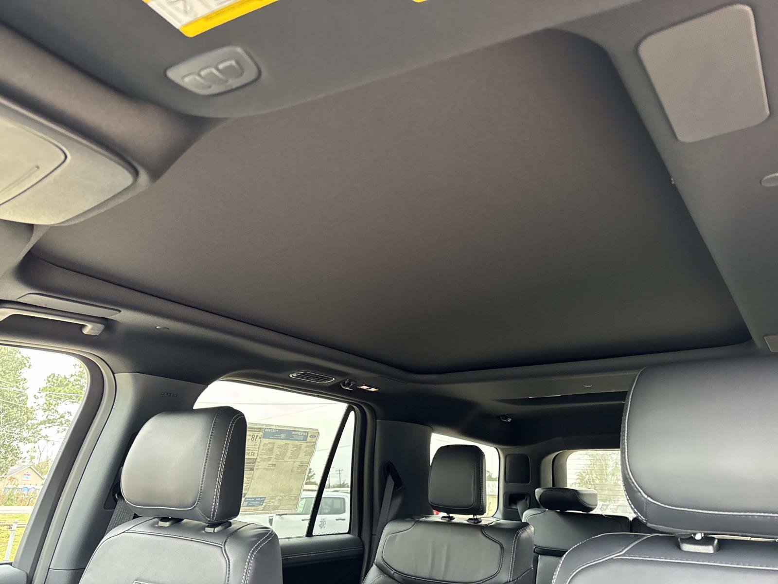 New 2025 Ford Expedition Platinum w/ Stealth Performance Package image 9