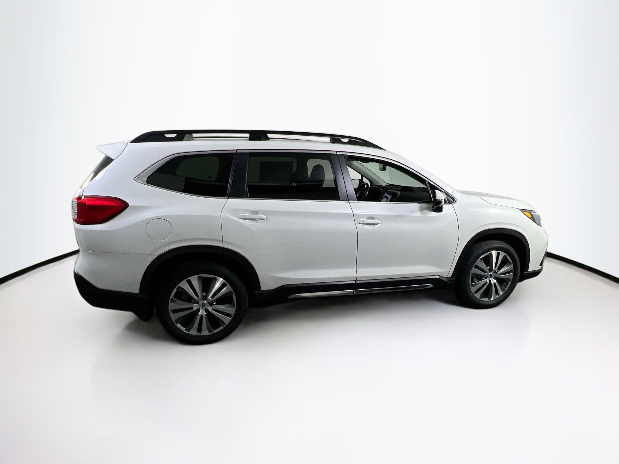 Used 2022 Subaru Ascent Limited image 4