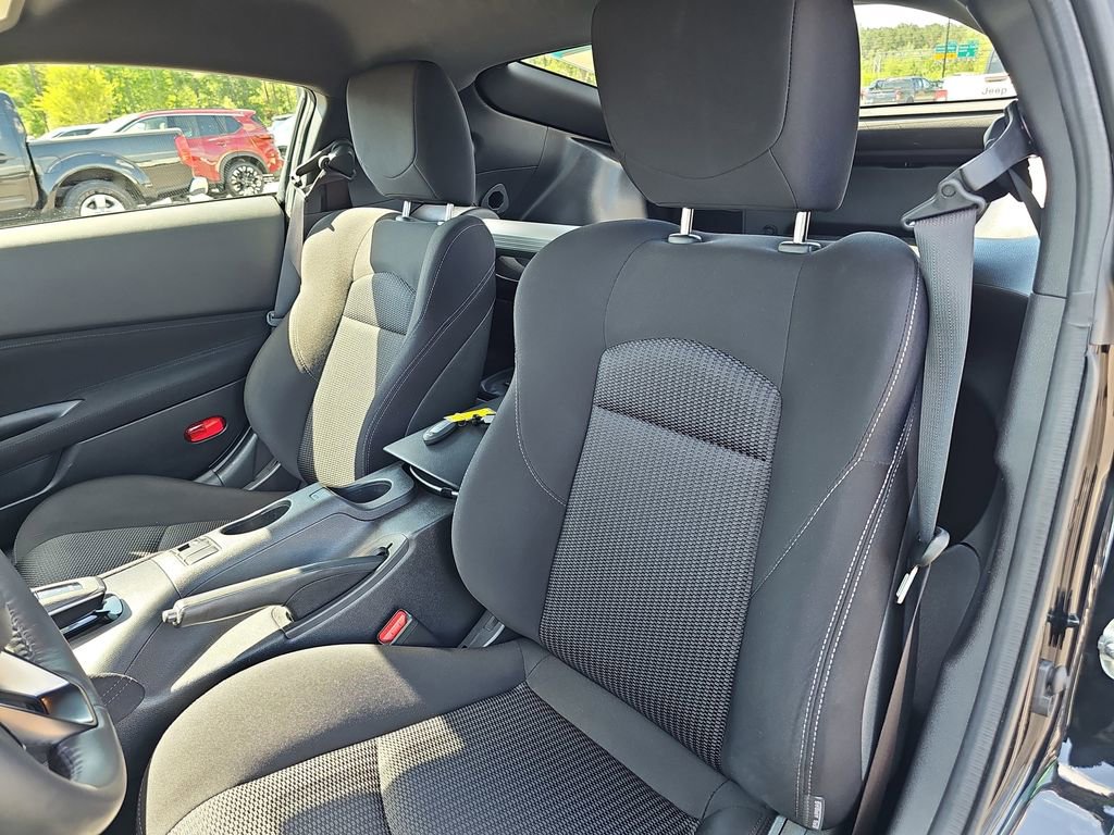 Used 2025 Nissan Z Sport w/ Floor Mat Package RWD image 18