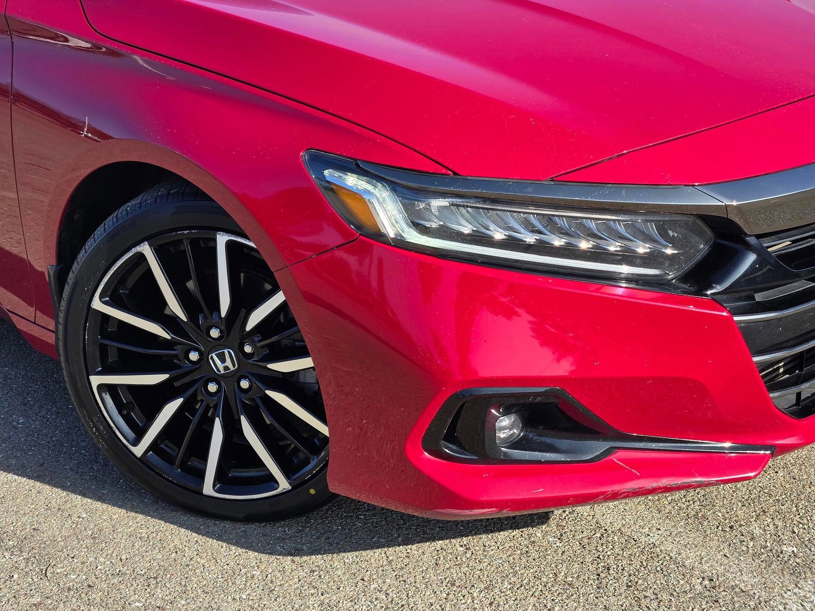 Used 2021 Honda Accord Sport image 2