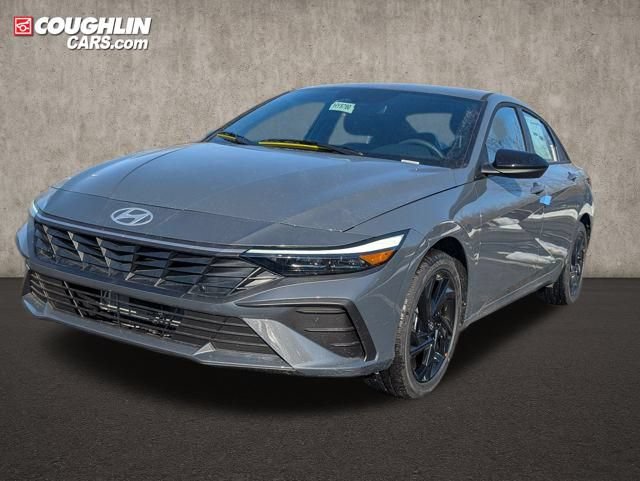 New 2026 Hyundai Elantra SEL FWD image 3