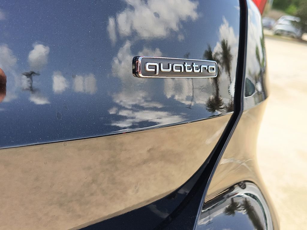 Used 2025 Audi Q3 2.0T Premium w/ Convenience Package image 7