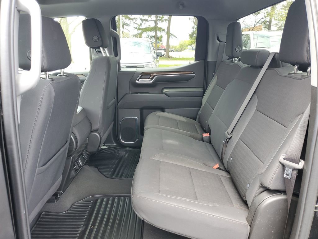 Used 2024 Chevrolet Silverado 1500 LT AWD/4WD image 26