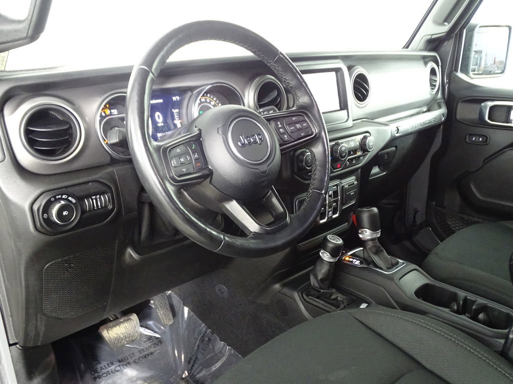 Used 2021 Jeep Wrangler Unlimited Sport image 19