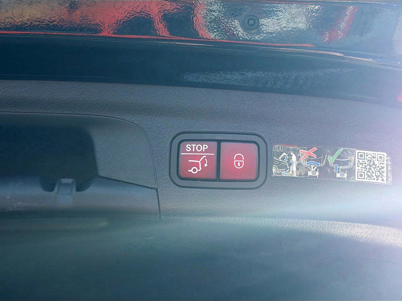 Used 2025 Mercedes-Benz GLE 53 AMG 4MATIC image 14