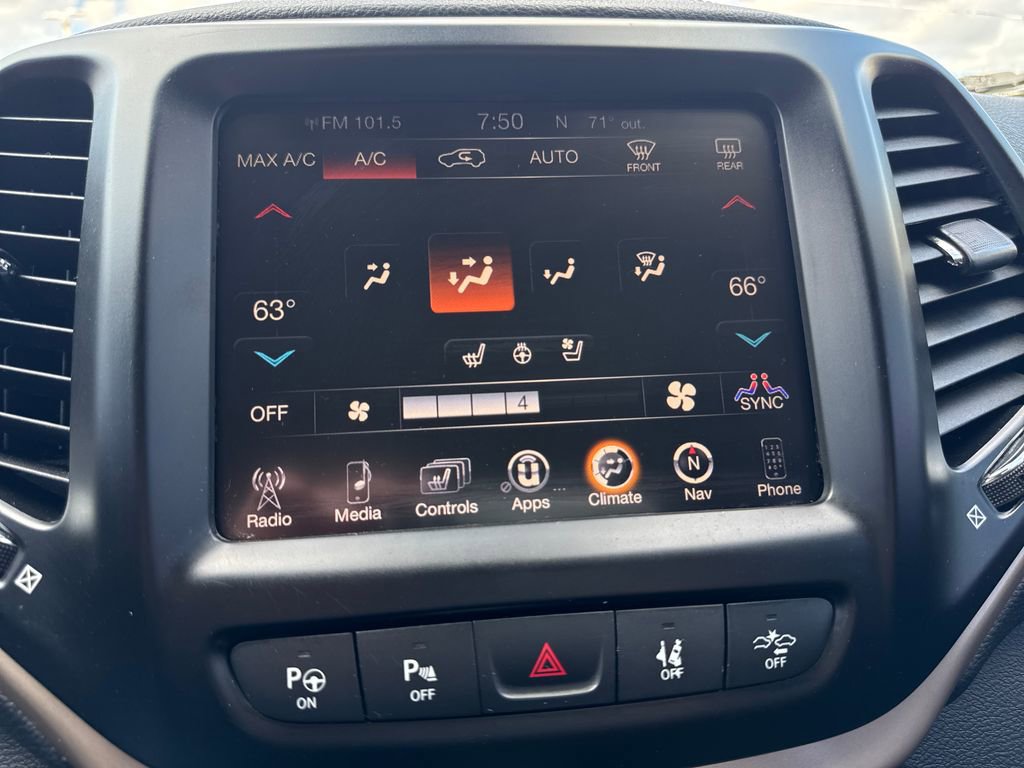 Used 2014 Jeep Cherokee Limited w/ Technology Group image 25