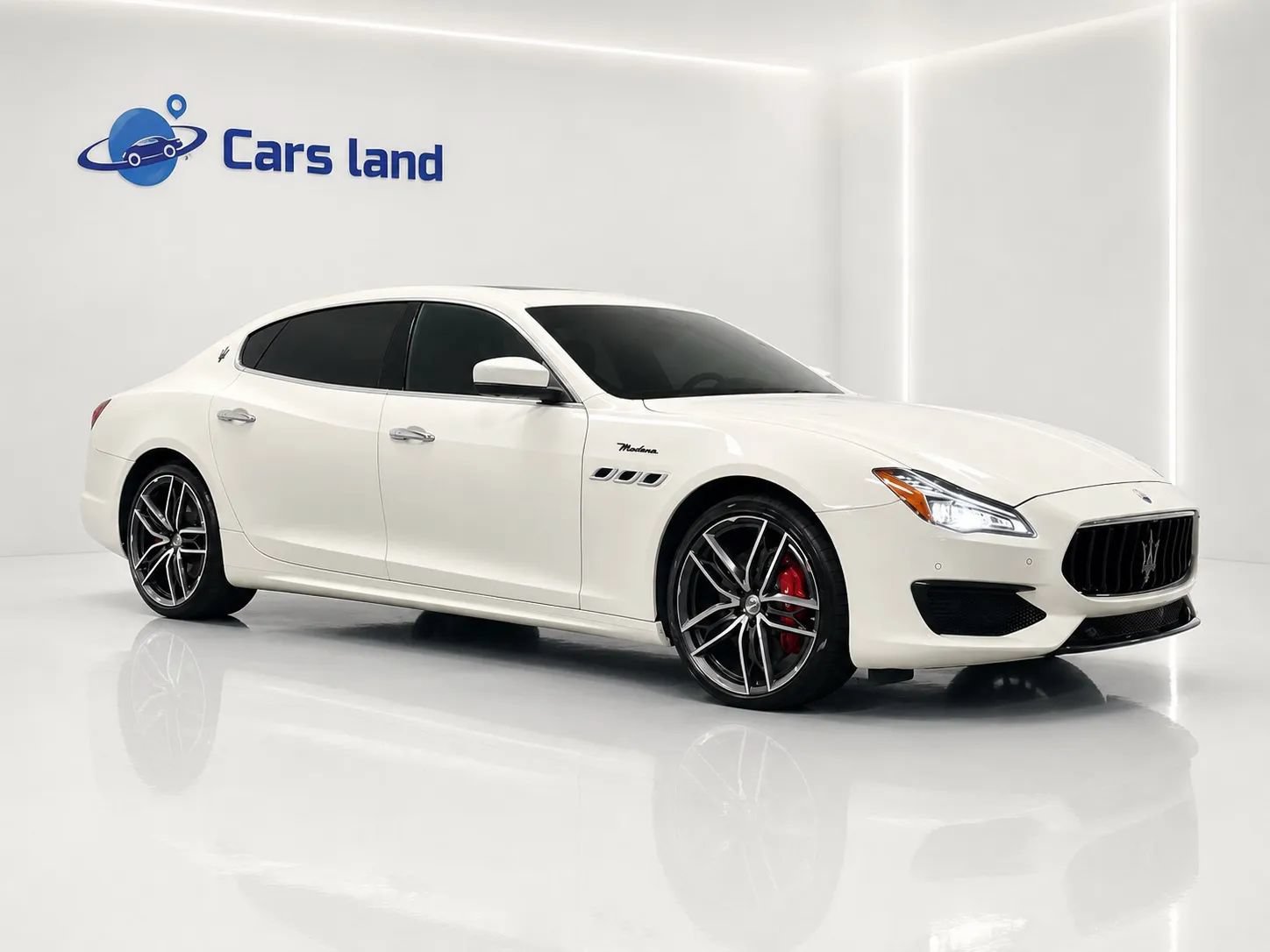 Used 2023 Maserati Quattroporte Modena RWD image 2