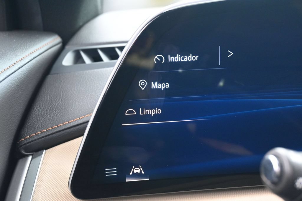 Used 2024 Cadillac XT4 Luxury FWD image 28