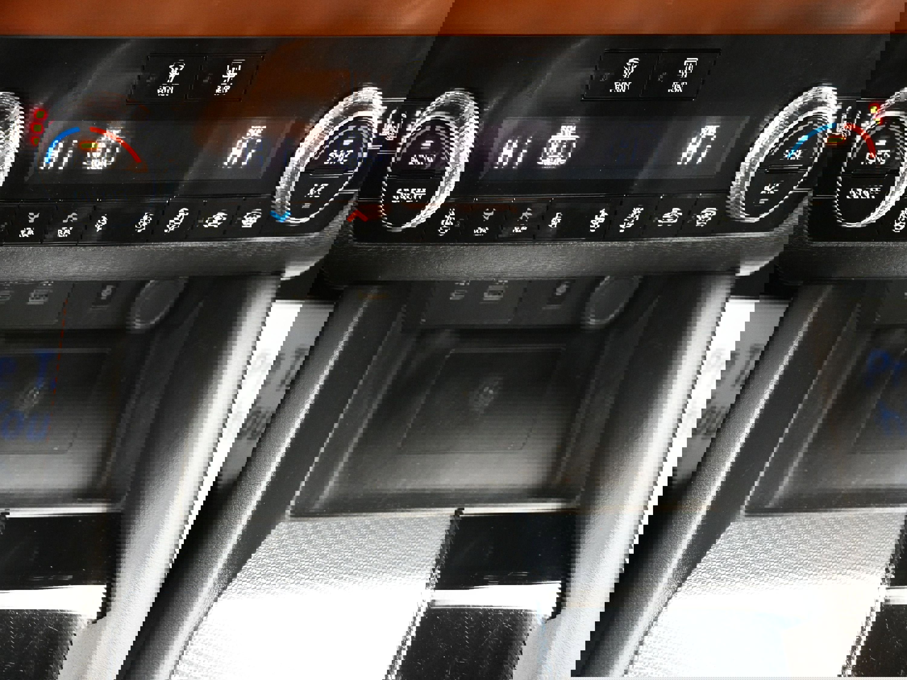 Used 2022 Mitsubishi Outlander SEL image 16