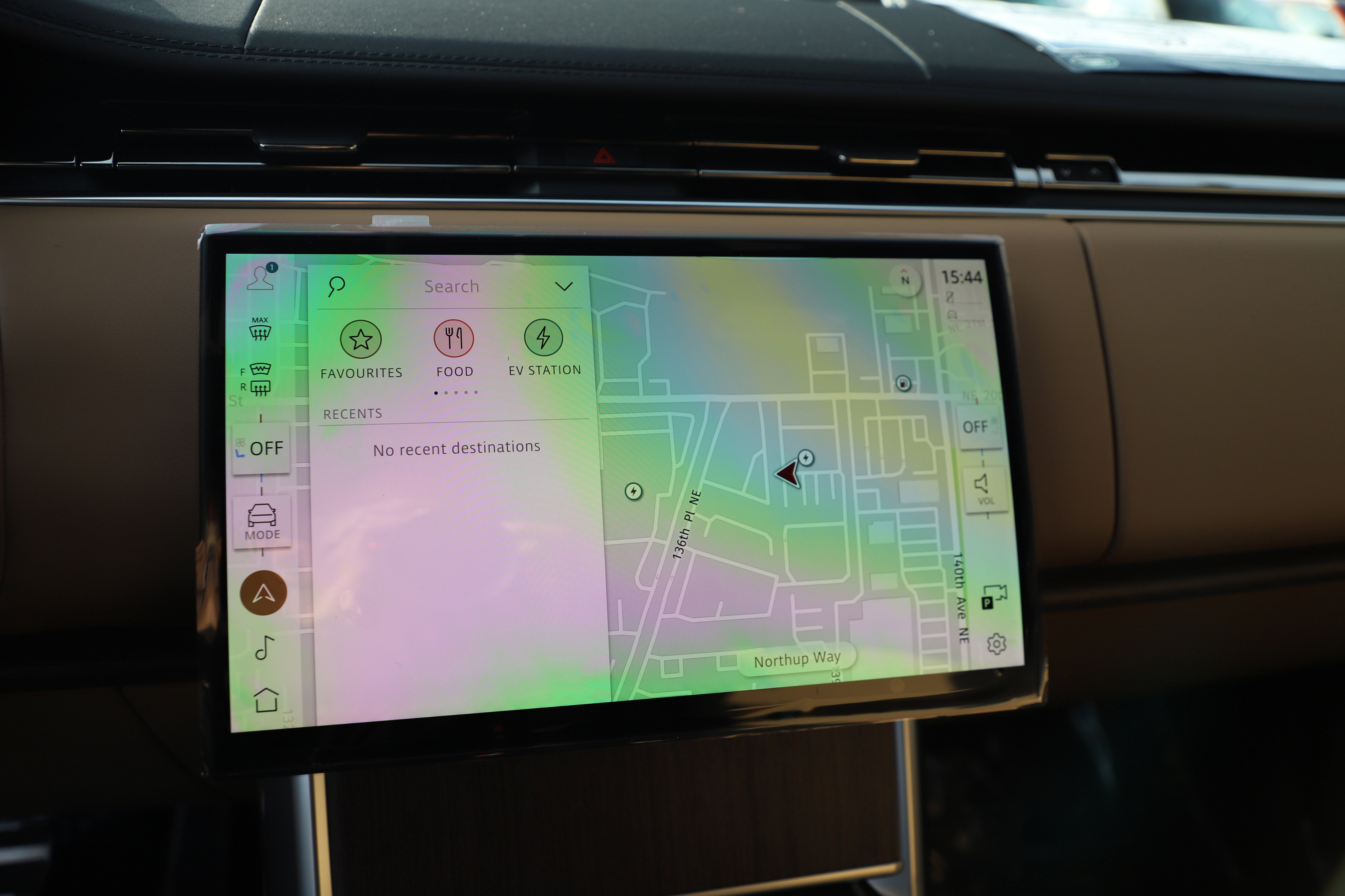 New 2026 Land Rover Range Rover SE image 25