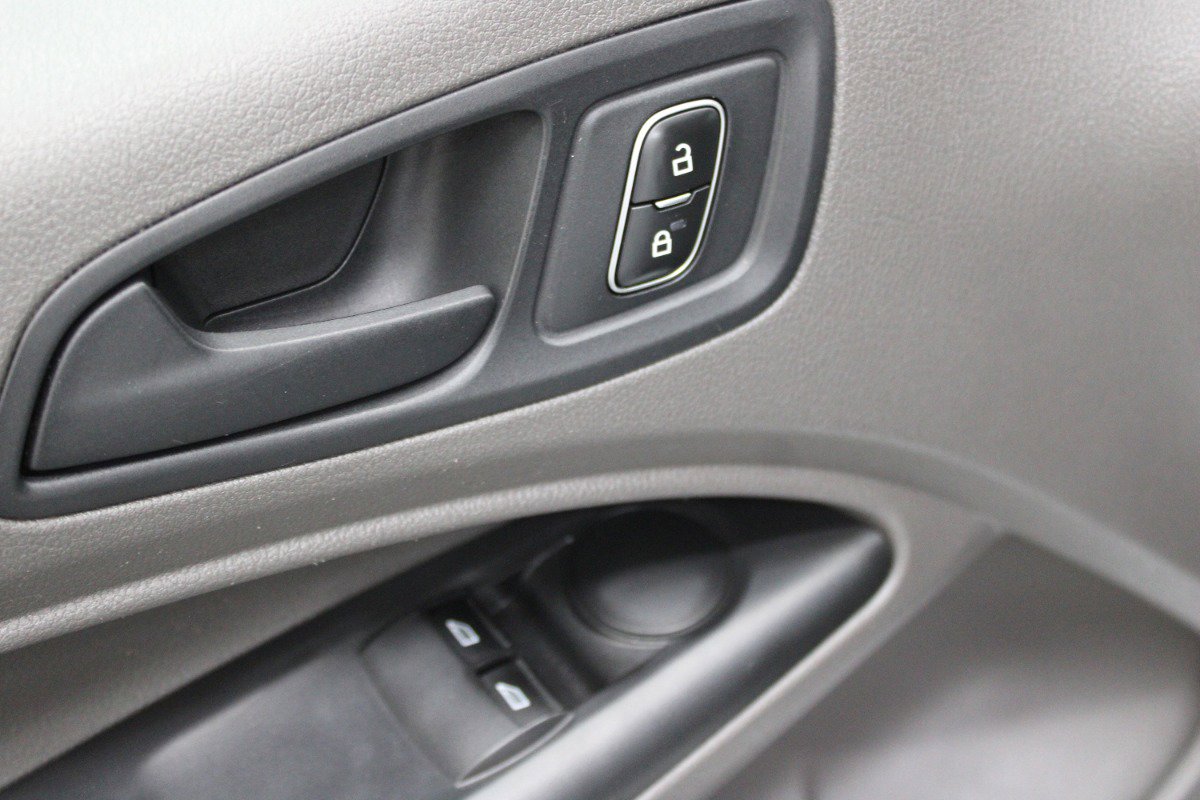 Used 2019 Ford Transit Connect XL FWD image 16