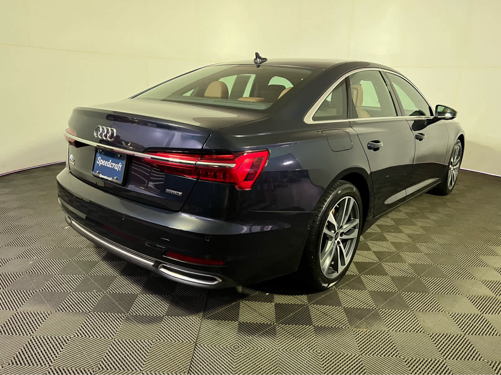 Used 2023 Audi A6 Premium Plus w/ Premium Plus Package image 7