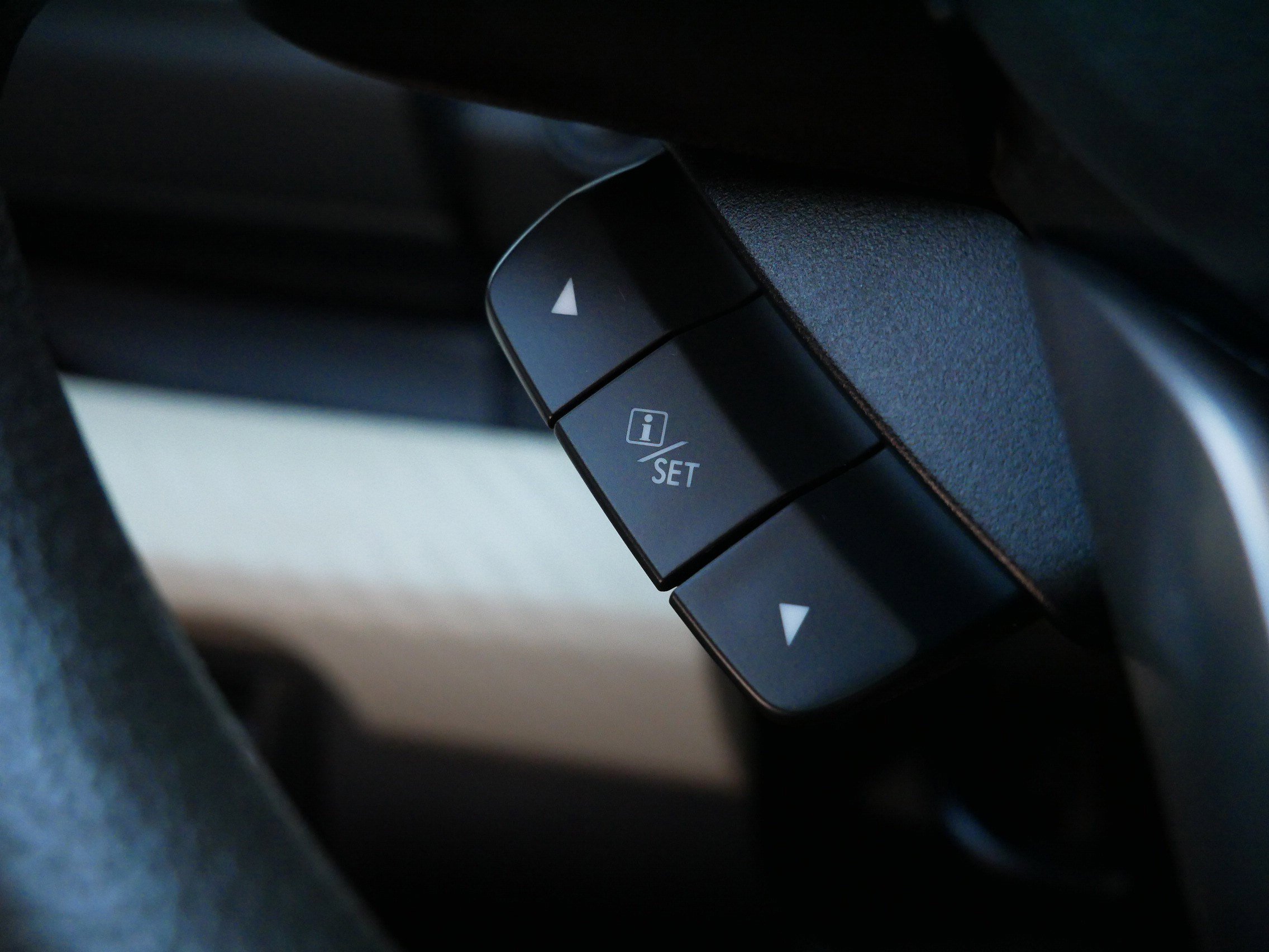 Used 2020 Subaru Ascent 8-Passenger image 30