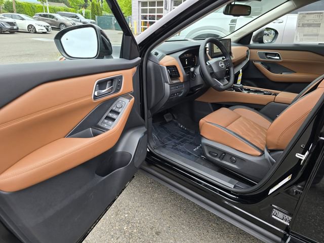 New 2026 Nissan Rogue Platinum AWD/4WD image 17
